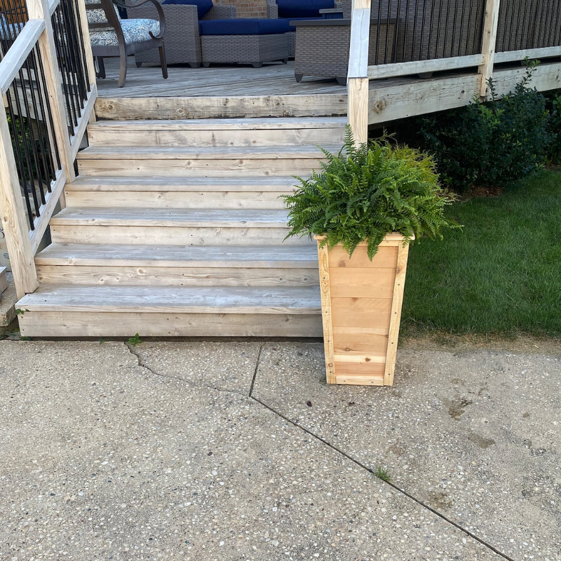 Tall Cedar Planter Box – Outdoor Raised Garden Planter – 14.5" x 14.5" x 26"