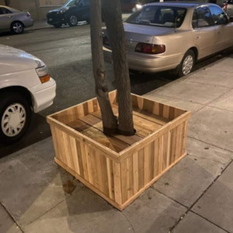 Square Cedar Planter Box – Outdoor Garden Planter – 12" x 12" x 12"