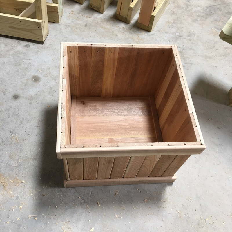 Square Cedar Planter Box – Outdoor Garden Planter – 12" x 12" x 12"